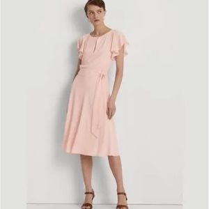 Lauren Ralph Lauren NWT
Belted Bubble Crepe Dress Size 12